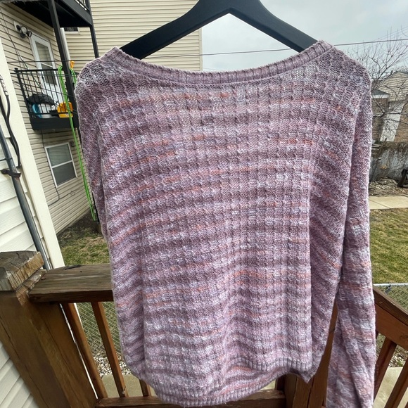 Hollister Women's Purple Sweater - Picture 3 of 5